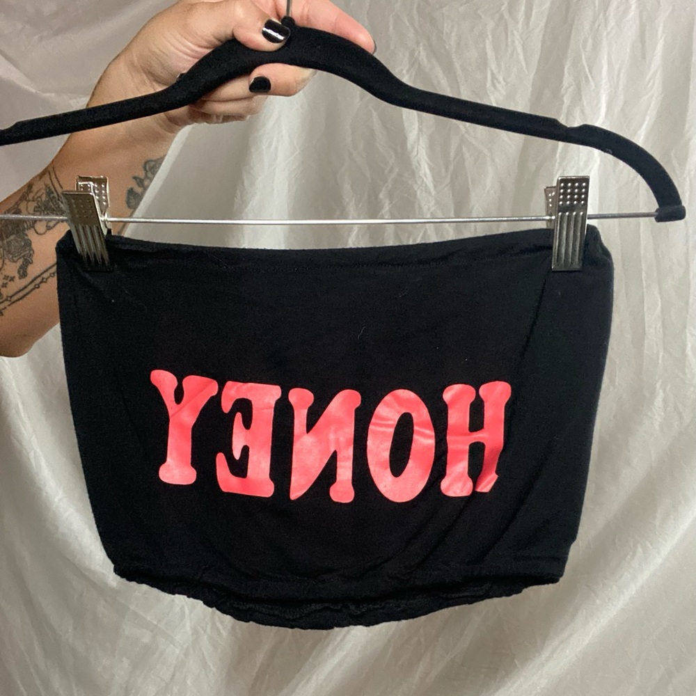 “HONEY” graphic black strapless crop top